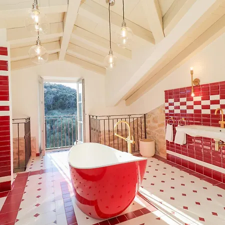 Deluxe Nature Galovi Dvori ראב