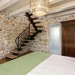 Deluxe Nature Galovi Dvori فيلة *