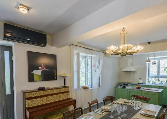 Deluxe Nature Galovi Dvori * Rab Town