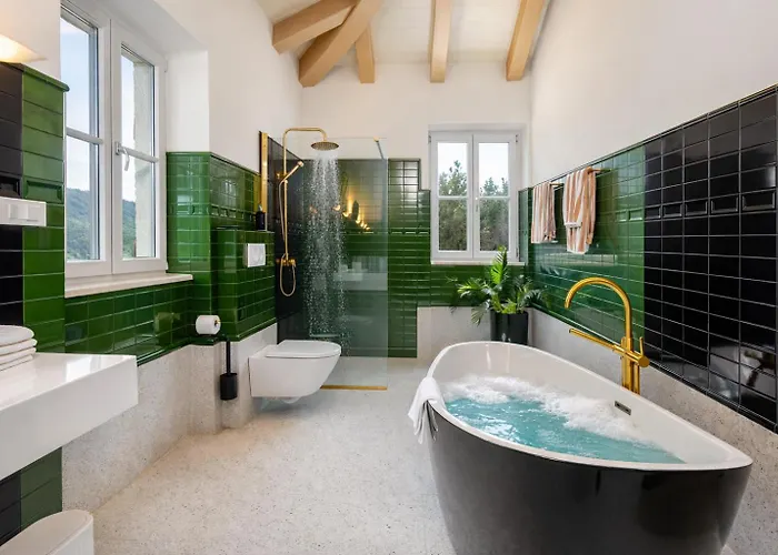 Deluxe Nature Galovi Dvori * Rab Town